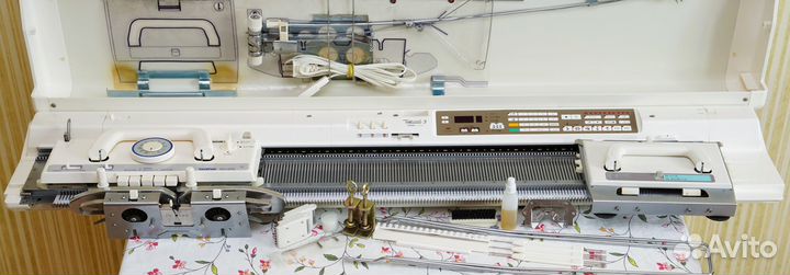 Электронная вязальная машина Brother KH-930