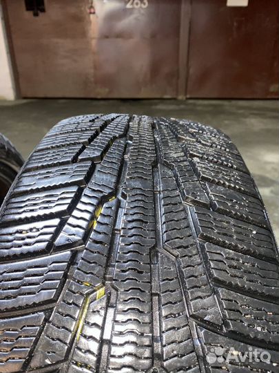 Nokian hakkapeliitta r 225/40/18