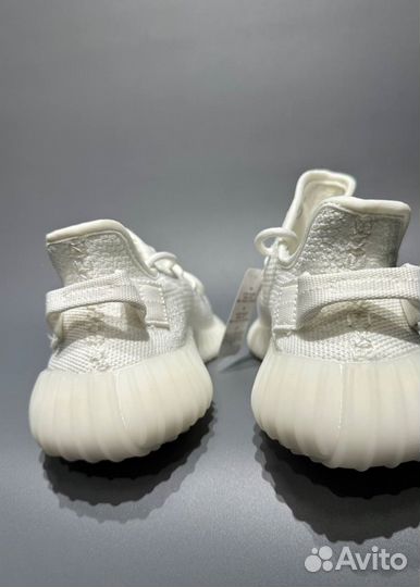 Кроссовки Yeezy Boost 350 V2 White Люкс