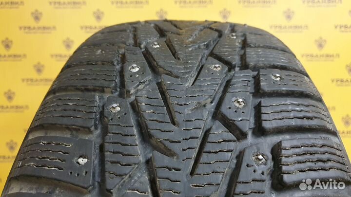 Nokian Tyres Hakkapeliitta 7 215/55 R17 98T