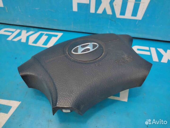 Подушка безопасности водителя 569002D700TK Hyundai