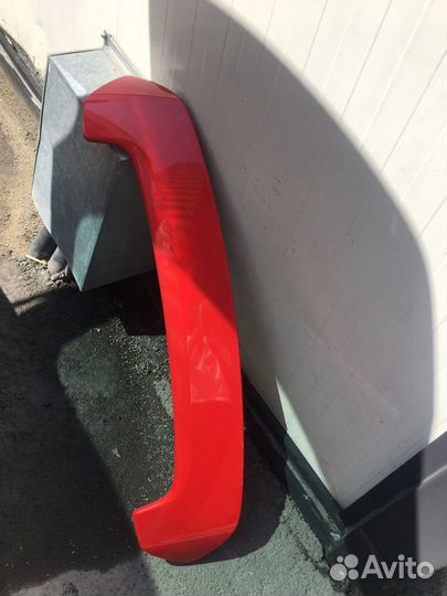 Спойлер на крышку багажника