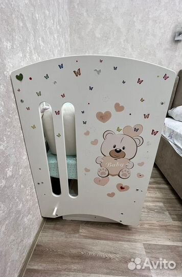 Детская кроватка