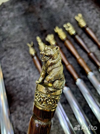 Длинная обувная ложка