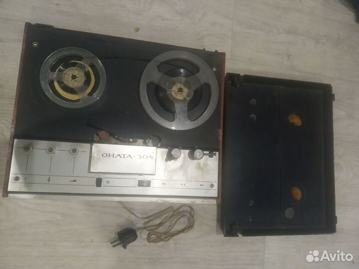 Мебель белая в кабинет