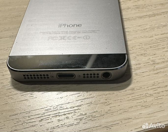 iPhone 5S, 64 ГБ