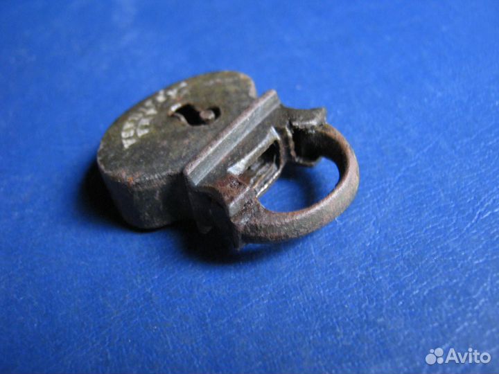 Замочек Ивана Варыпаева