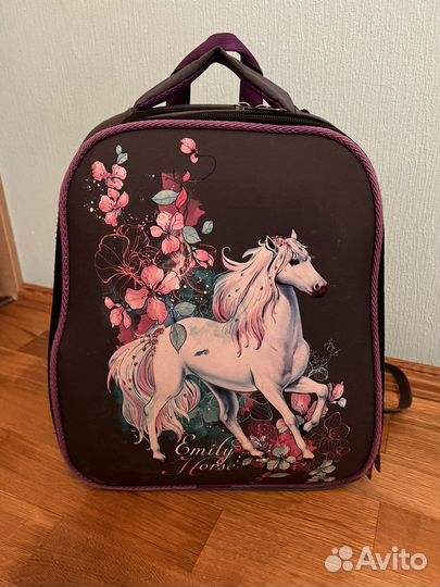 Школьный рюкзак