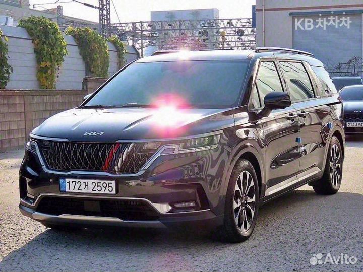 Kia Carnival 2.2 AT, 2021, 45 000 км