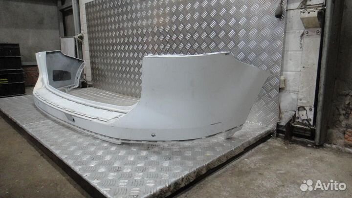 Бампер Touareg (10-18) зад с дефектом б\у (арт. 7P6807421B)