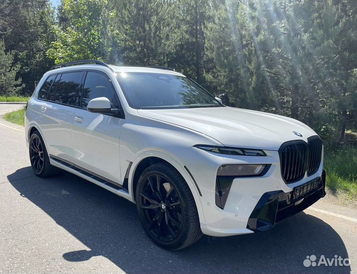 BMW X7 3.0 AT, 2022, 11 500 км