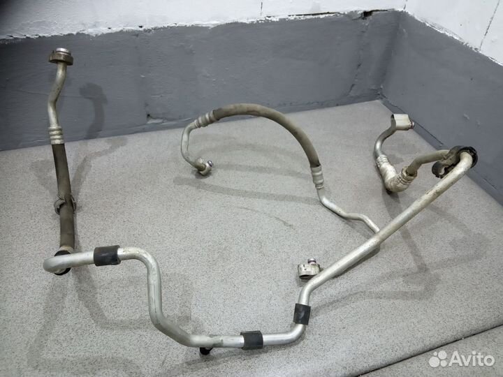 Трубки кондиционера 2 шт WV Passat b6 2.0 tfsi