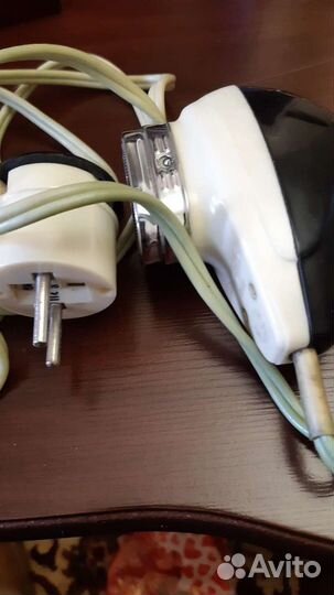 Электрическая бритва 