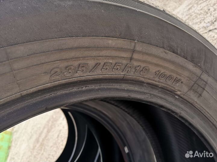 Yokohama BluEarth AE50 235/55 R18