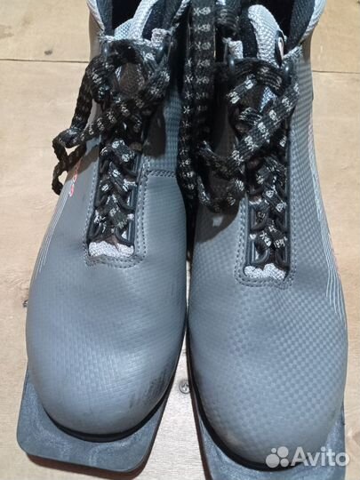 Лыжные ботинки 42 размер