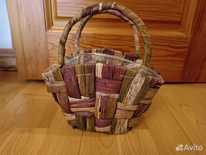 Корзина плетеная