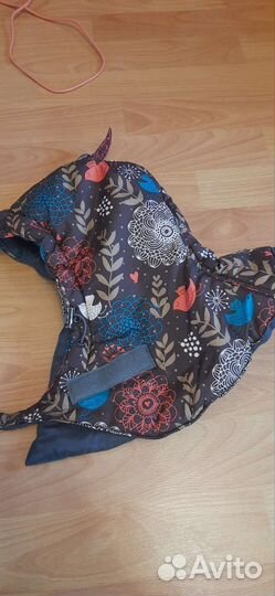 Вставка в слингокуртку и капюшон для ребенка