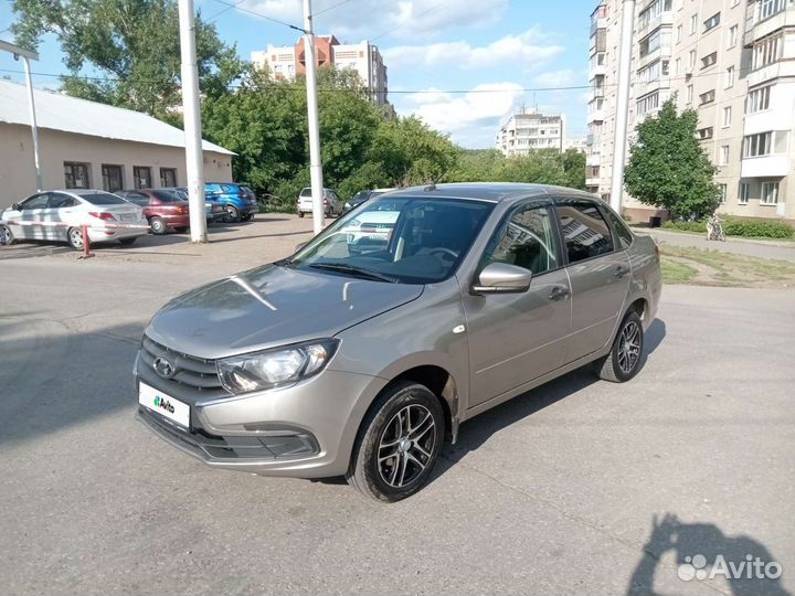 LADA Granta 1.6 МТ, 2019, 65 000 км