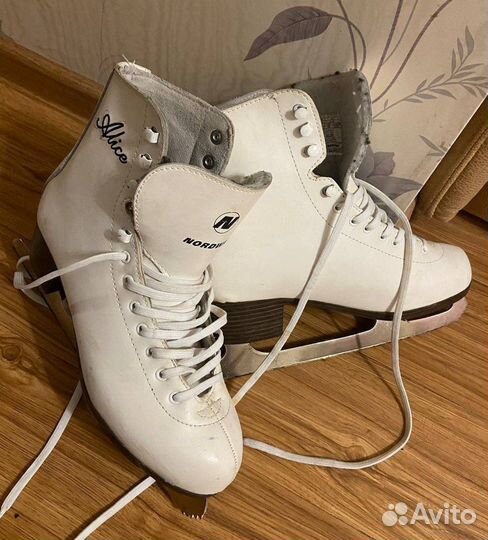 Коньки фигурные