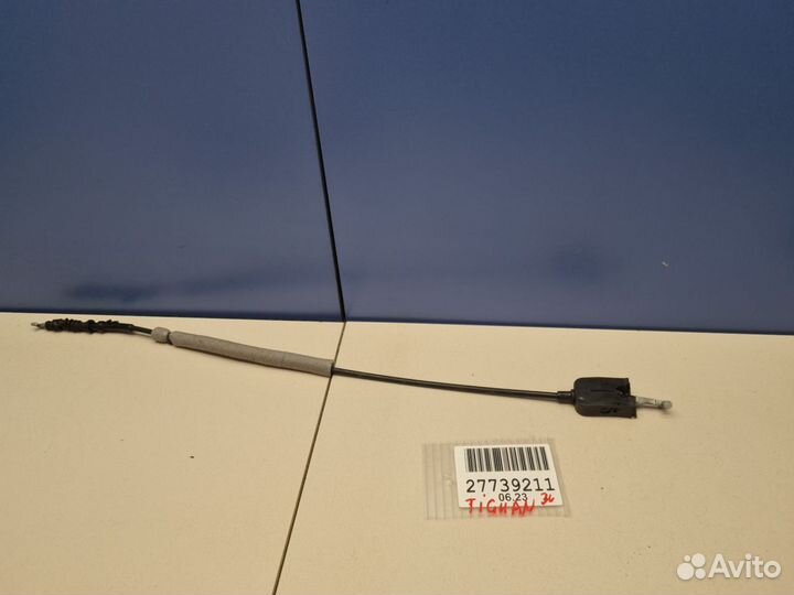 Трос открывания двери Volkswagen Tiguan 2007-2016