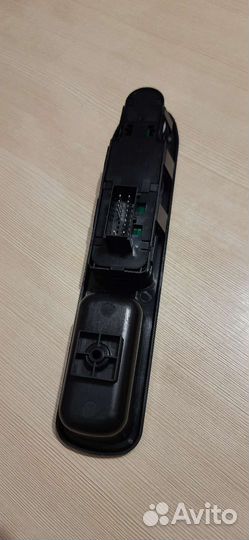 Блок управления стеклоподъемниками Peugeot 207