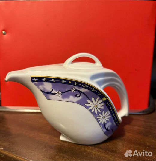 Фарфоровые статуэтки