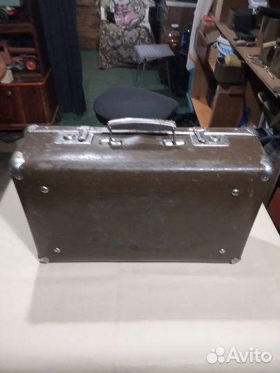 Чемодан старинный СССР