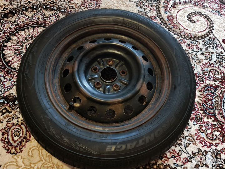 Запасное колесо 16 Toyota