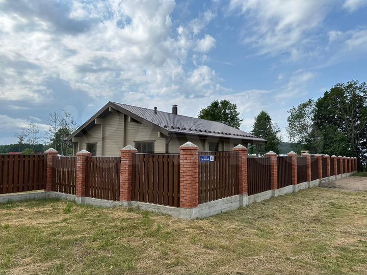 Дом 205 м² на участке 23,5 сот.