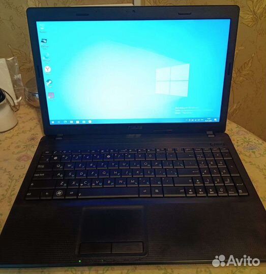 Ноутбук asus
