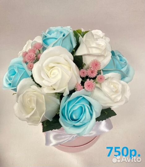 Букет из мыльных роз в коробке