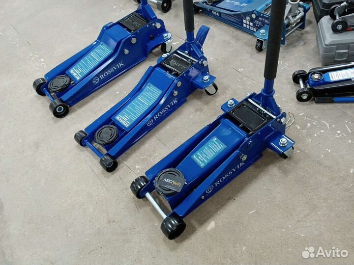 Домкрат шиномонтажный подкатной 3 тонны Rossvik