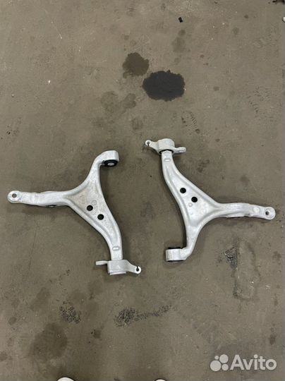 Рычаг нижний поперечный Mercedes Gl Ml166