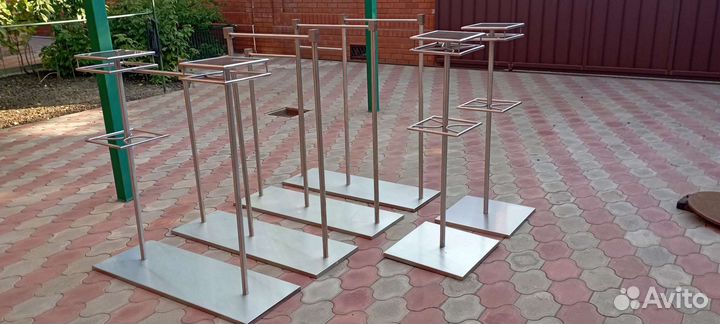 Стойки вешало для одежды