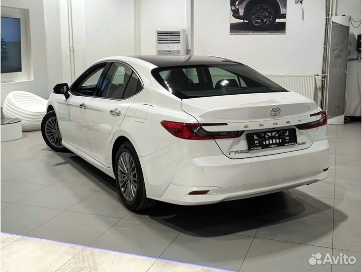 Toyota Camry 2.0 CVT, 2024