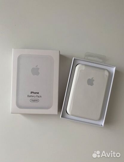Беспроводная зарядка для iPhone magsafe копия