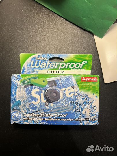 Supreme фотоаппарат