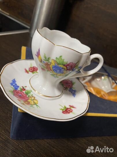 Фарфоровый сервиз