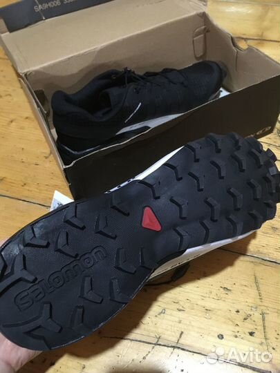 Кроссовки salomon новые, 44р-р