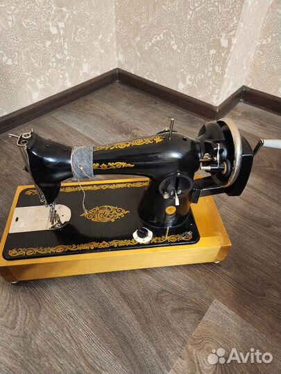 Швейная машина Подольск 2м-34