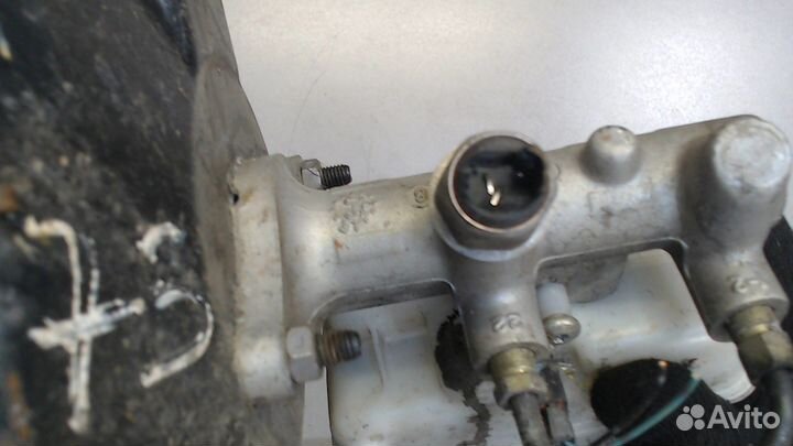 Цилиндр тормозной главный Nissan Pathfinder, 2007