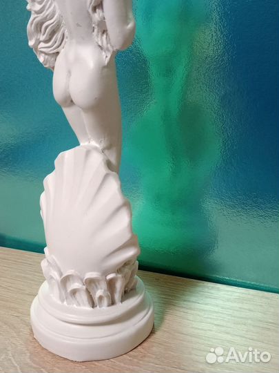 Фигурка Афродиты из Греции