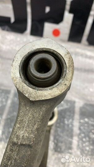 Рычаг подвески верхний задний правый Infiniti Fx35