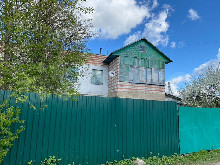 Дом 276 м² на участке 20 сот.