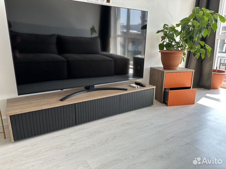 Тумба под телевизор