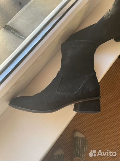 Ботинки женские 38