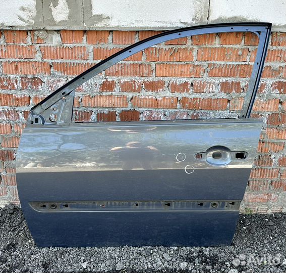 Дверь передняя рено меган 2