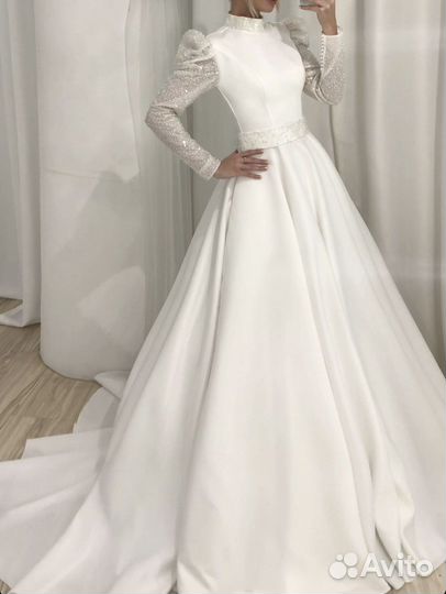 Свадебное платье