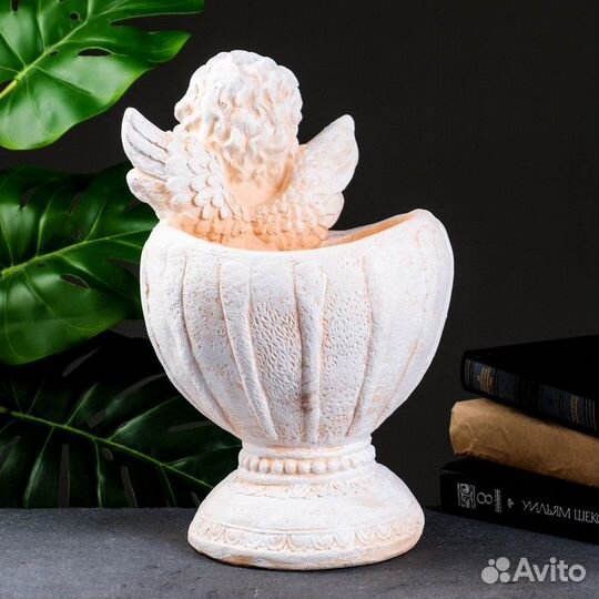 Фигурное кашпо 'Ангел в вазе' бежевый, 1,2 л / 20х