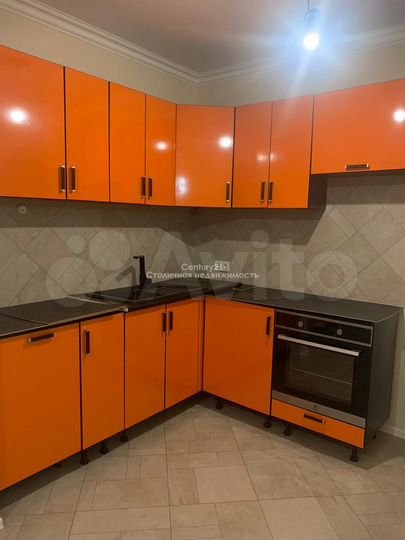 2-к. квартира, 38 м², 21/30 эт.